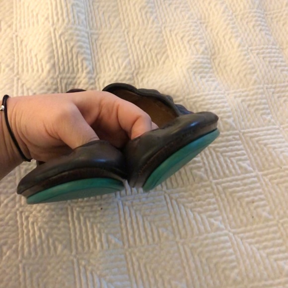 Black Matte Tieks Size 5 - Picture 4 of 6